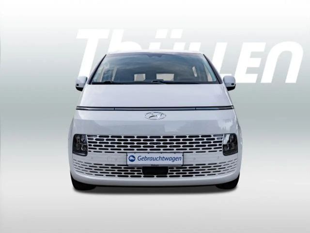 Hyundai Staria Trend