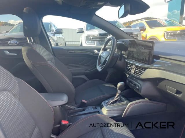 Ford Focus ST Line Wagon