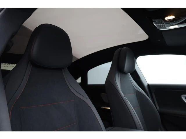 Mercedes-Benz CLA 350 4MATIC AMG Line