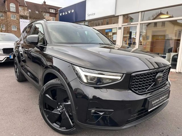 Volvo XC40 B3 PlusBlackEdition,Pano,20'',360°,BLIS,ACC
