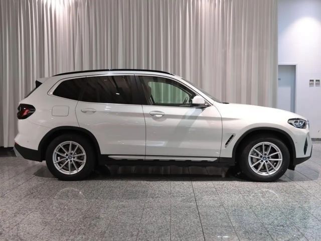 BMW X3 xDrive30e