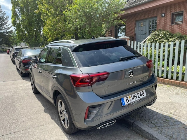 Volkswagen T-Roc 1.5 TSI R-Line Sportpaket StandHZG Navi Digitales Cockpit LED Blendfreies Fernl.