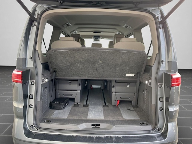 Volkswagen Multivan 2.0 TDI DSG Lang Life T7