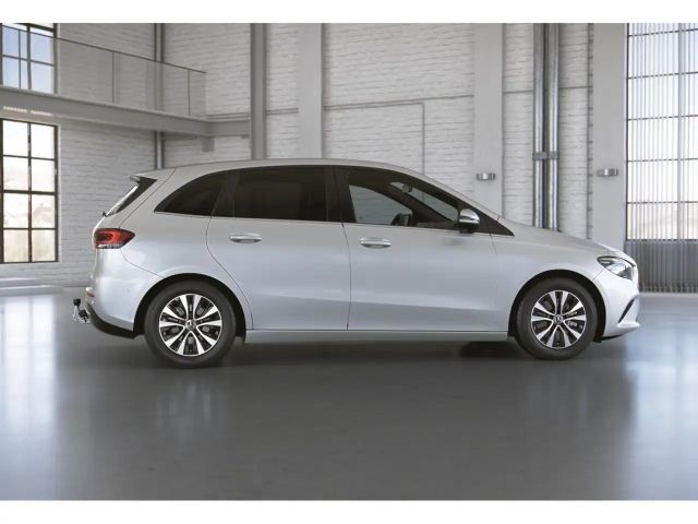 Mercedes-Benz B 200 B 200 d Sedan