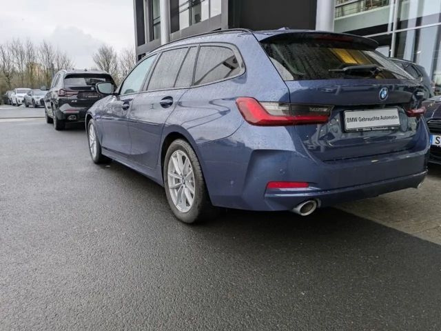 BMW 330 330e Touring