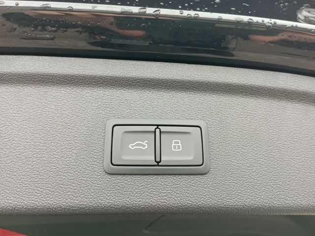 Audi A3 30 TFSI Sedan