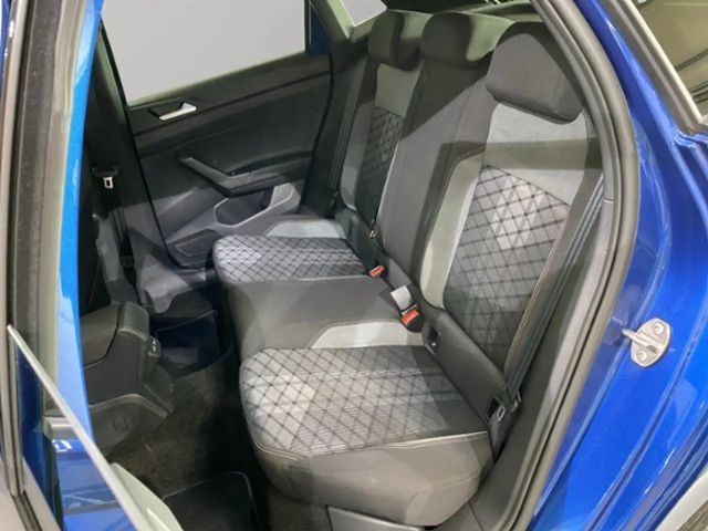 Volkswagen Polo 1.0 TSI DSG R-Line