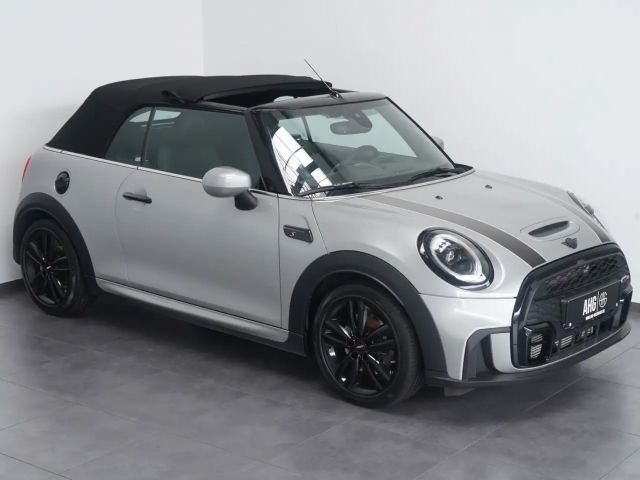 MINI Cooper S Cabrio John Cooper Works Trim