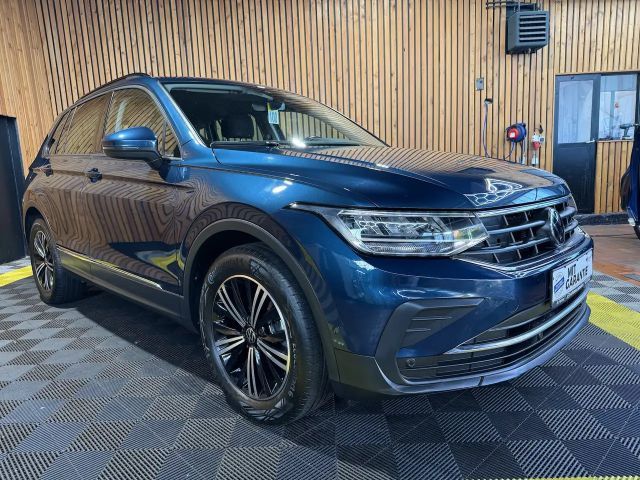 Volkswagen Tiguan DSG Life