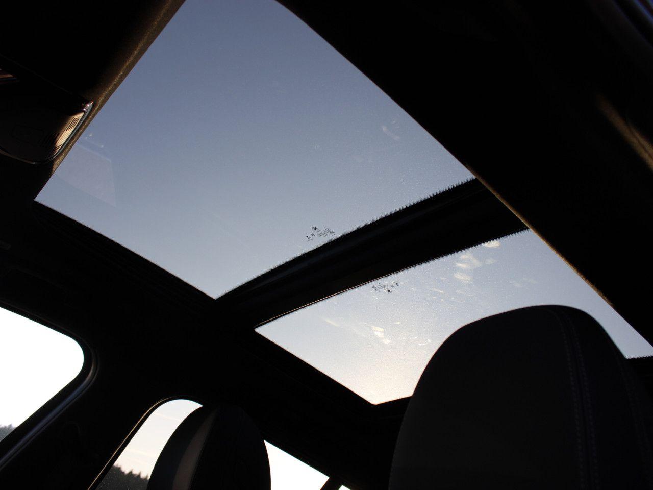 BMW 320 320i M-Sport Touring