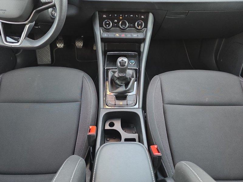 Skoda Karoq 1,0TSI 115PS Navi/LED/ACC/Kamera/Winterp.