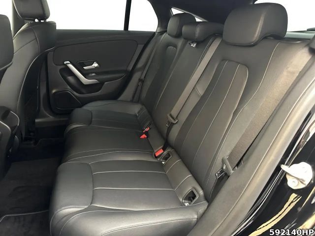 Mercedes-Benz CLA 200 Progressive