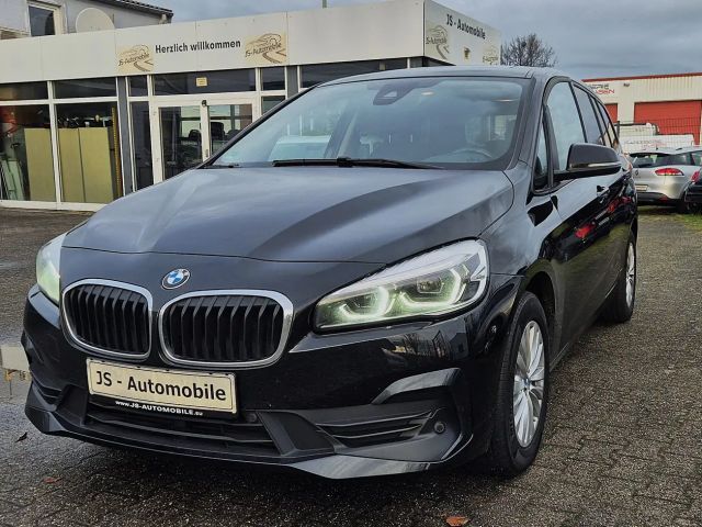 BMW 218 218 GT 7SITZER PANORAMA NAVI PDC SHZ R-KAMERA 1HD