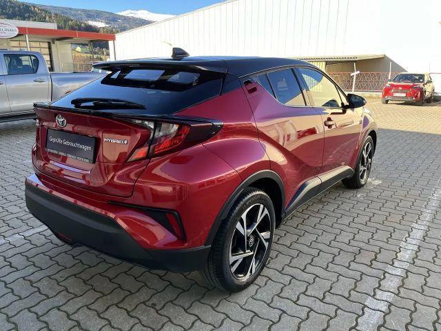 Toyota C-HR Active Hybride