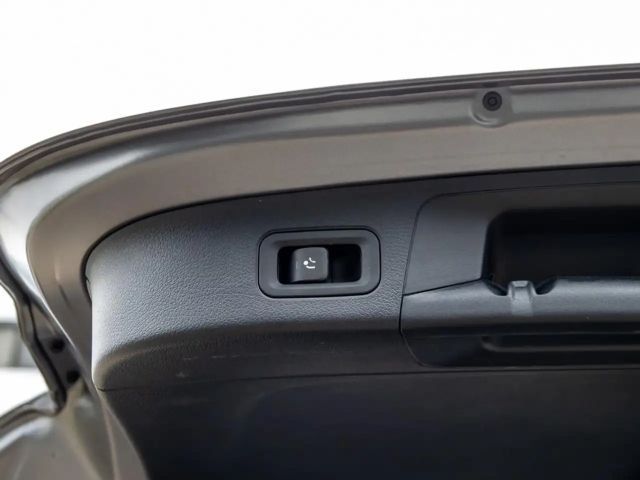 Mercedes-Benz EQA 300 4MATIC AMG Line