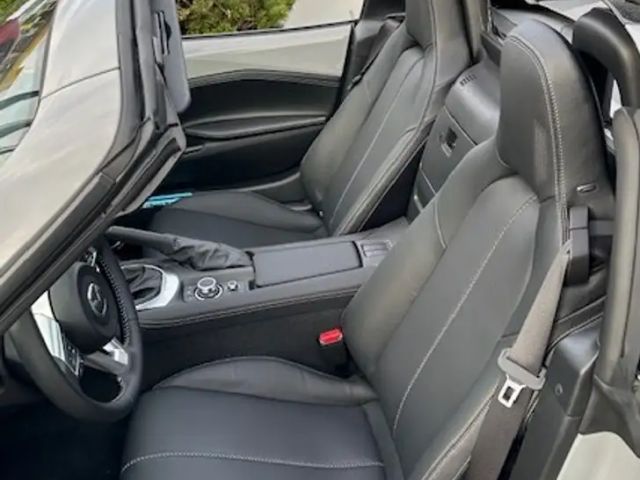 Mazda MX-5 Exclusive-line RF SkyActiv