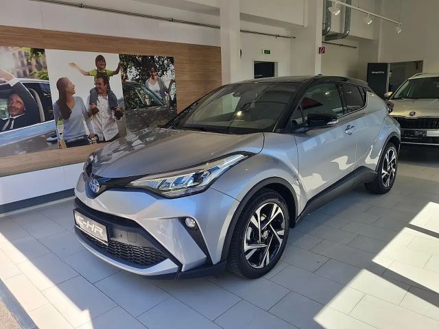 Toyota C-HR Active Hybride
