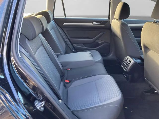 Volkswagen Passat 1.5 TSI Variant