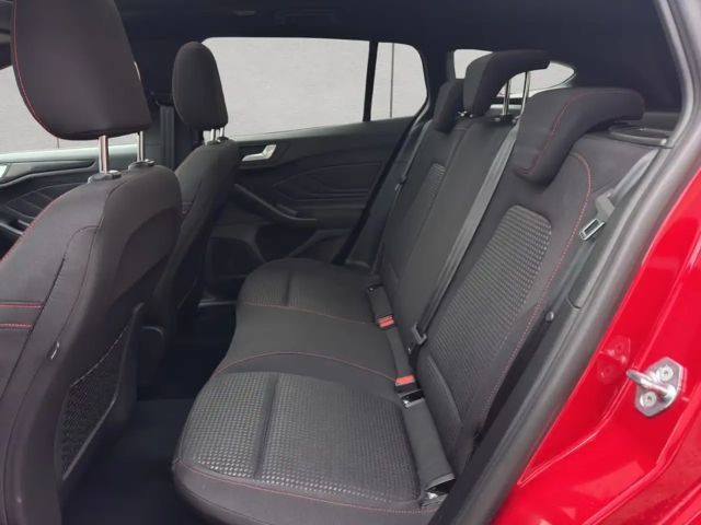 Ford Focus EcoBoost ST Line Wagon