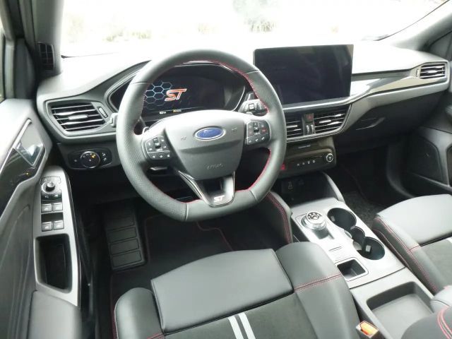 Ford Focus EcoBoost ST Line