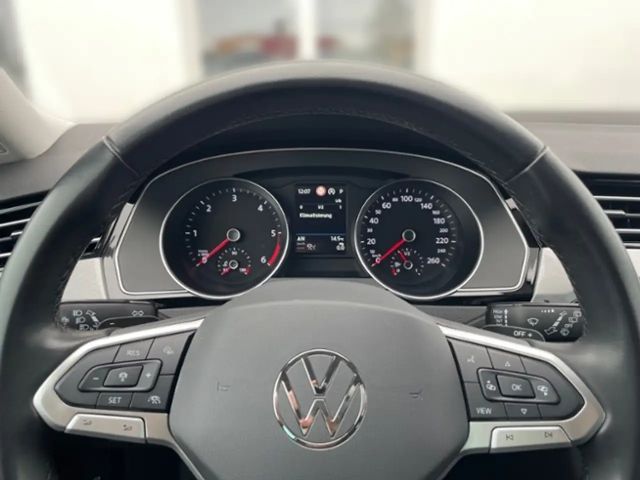 Volkswagen Passat 2.0 TDI Business DSG Variant
