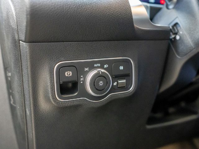 Mercedes-Benz GLB 200 GLB 200 d