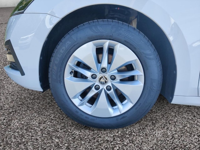 Skoda Octavia 1.5 TSI Ambition Combi