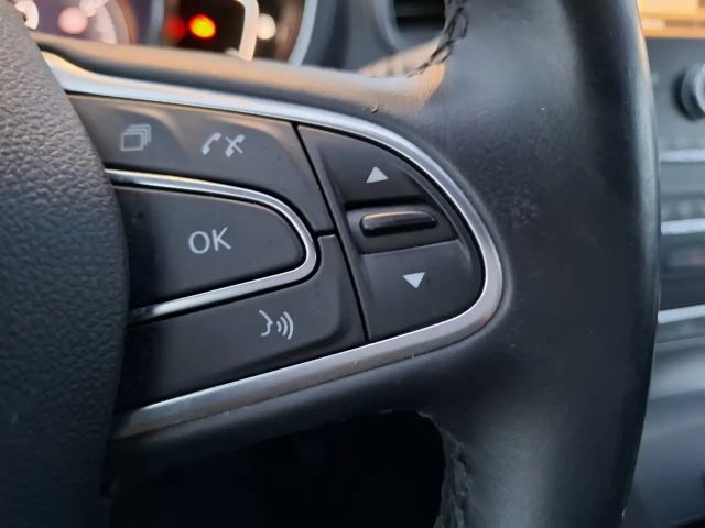 Renault Scenic EDC Intens TCe 140