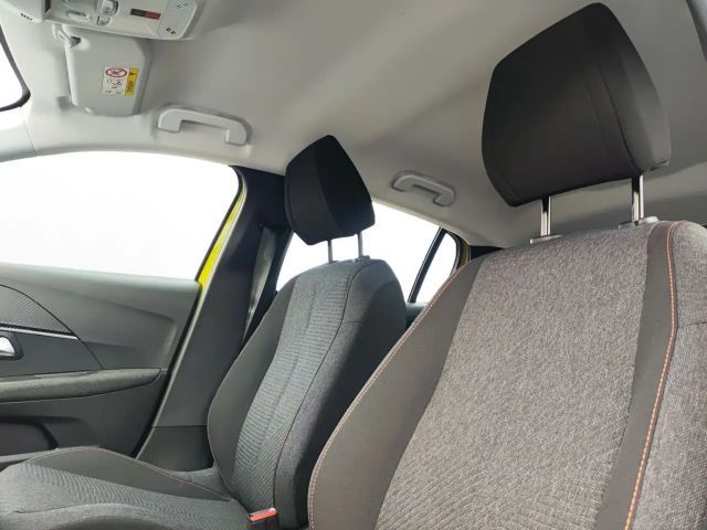 Peugeot E-208 Hybrid Style