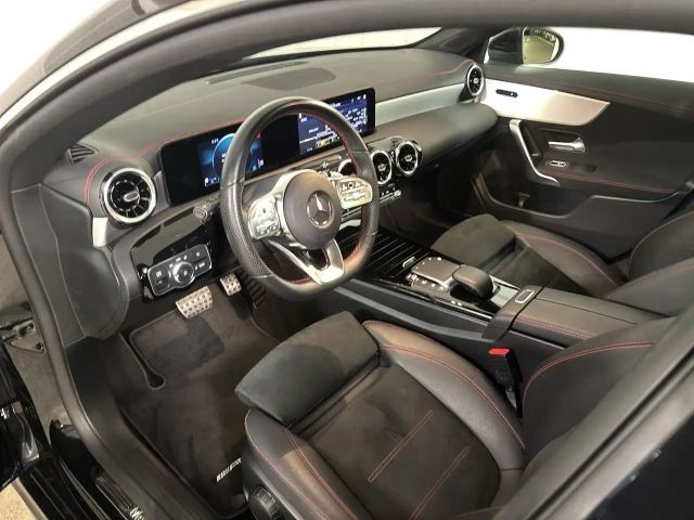 Mercedes-Benz CLA 200 CLA 200 d Coupé