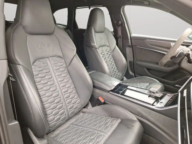 Audi RS6 Avant Quattro