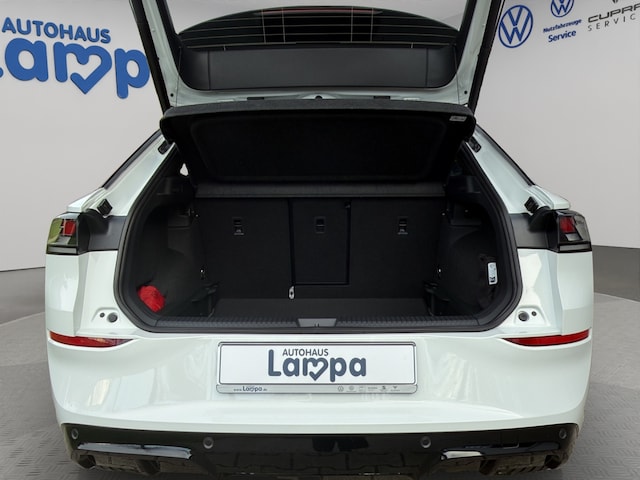 Volkswagen T-Roc 1.5 eTSI DSG IQ.Drive R-Line