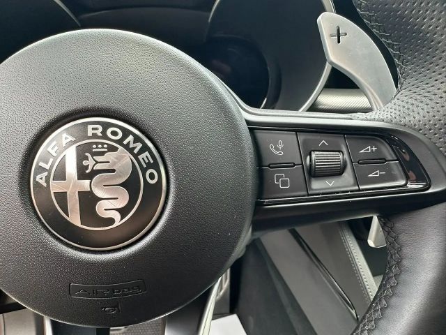 Alfa Romeo Stelvio Q4 Veloce