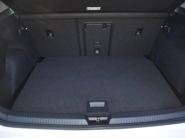 Volkswagen Golf 1.0 TSI Life