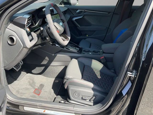 Audi RS3 S-Tronic Sedan