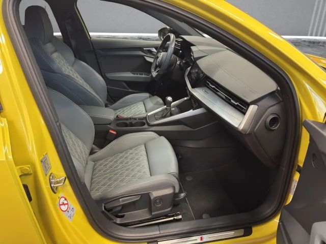 Audi A3 30 TFSI S-Line Sedan Sportback