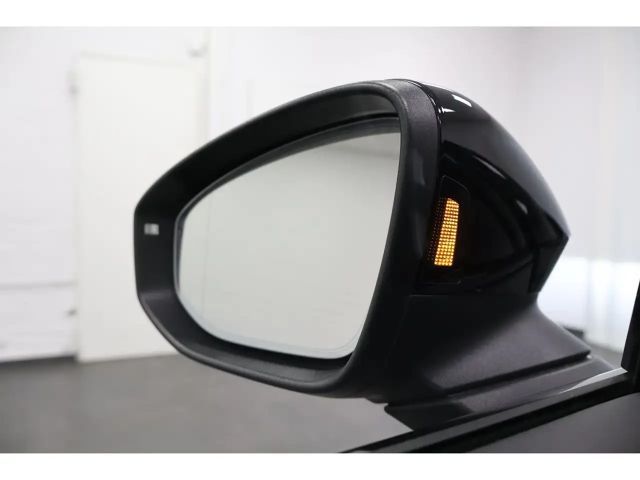 Volkswagen Passat 2.0 TDI R-Line Variant