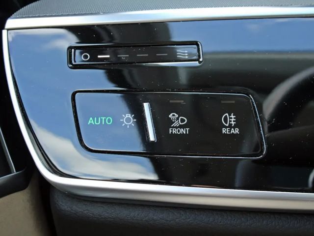 Audi A8 Quattro S-Line