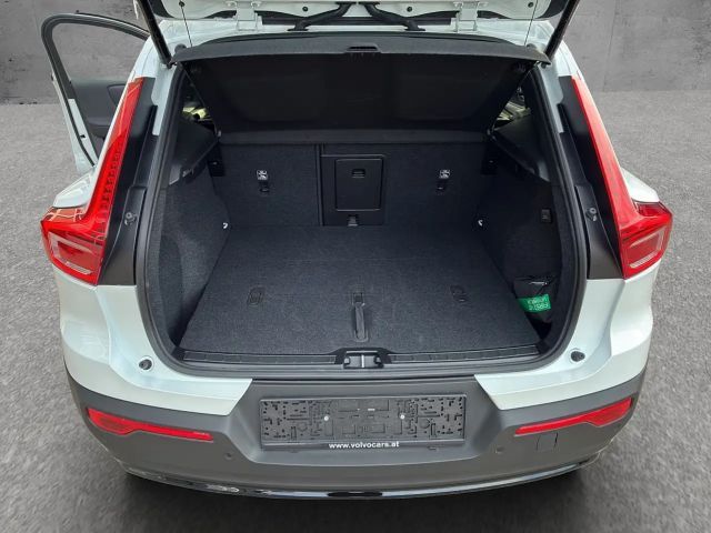 Volvo XC40 Dark Plus