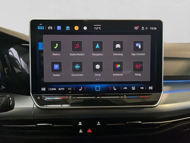 Volkswagen Golf 1.5 TSI