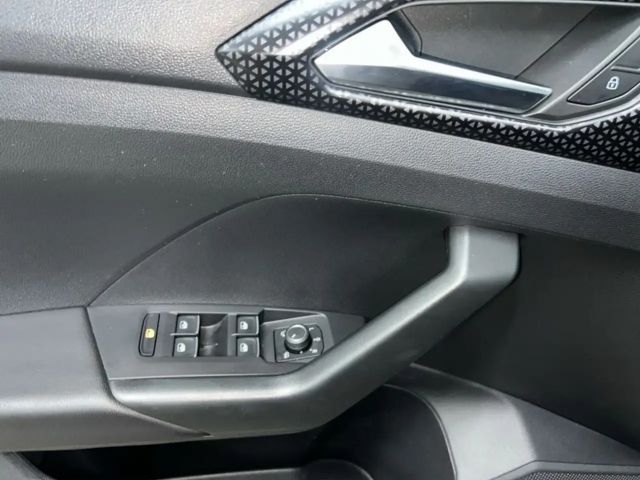 Volkswagen T-Cross 1.0 TSI DSG Style