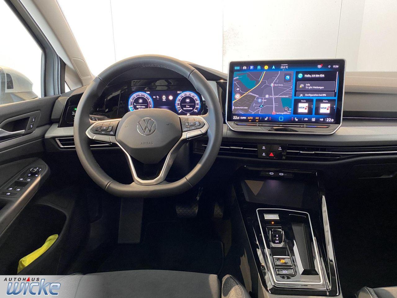 Volkswagen Golf 1.5 eTSI DSG Golf VIII Style