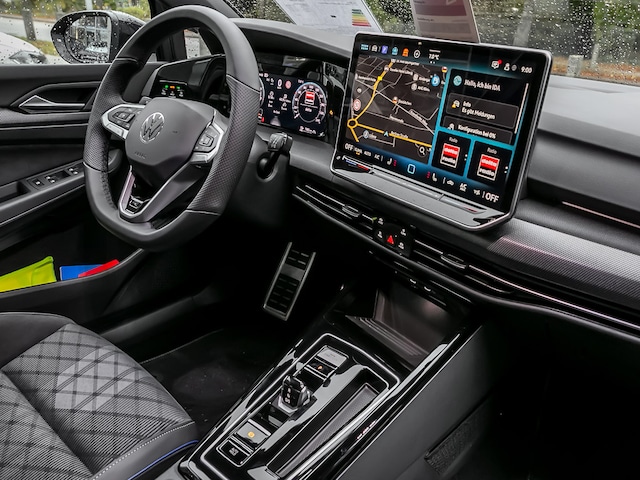 Volkswagen Golf 1.5 eTSI R-Line Variant