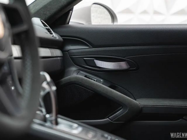 Porsche Cayman 718 Coupé