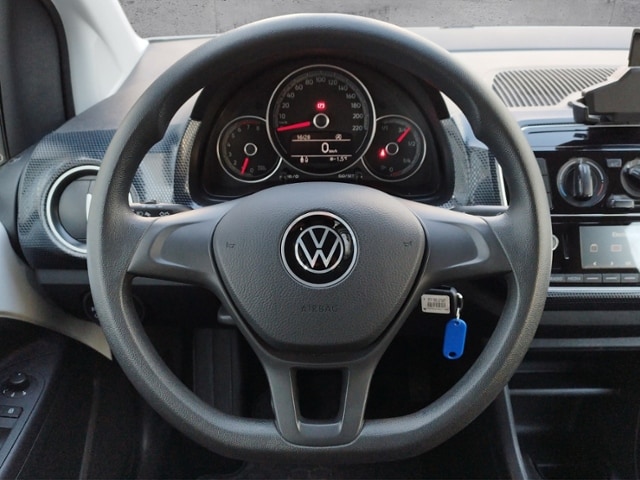 Volkswagen up! Move Move up!