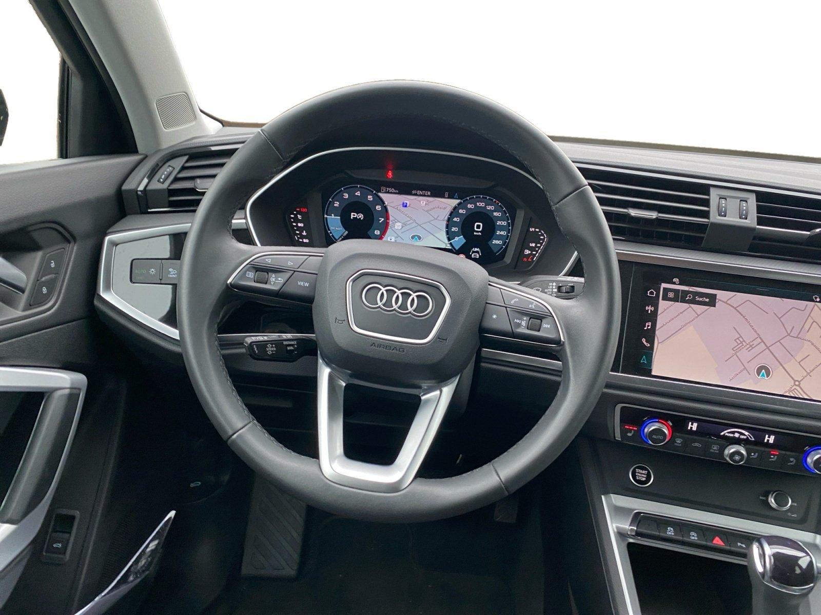 Audi Q3 35 TFSI S-Line S-Tronic