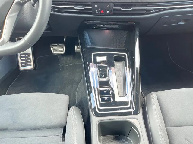 Volkswagen Golf 1.5 eTSI DSG Golf VIII Style