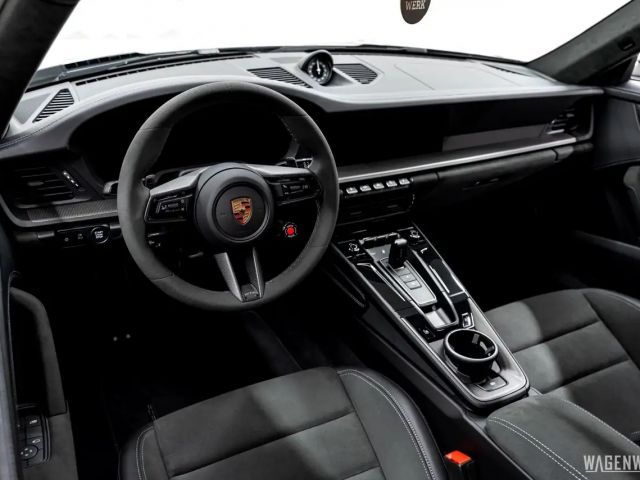 Porsche 992 Carrera Coupé GTS Turbo