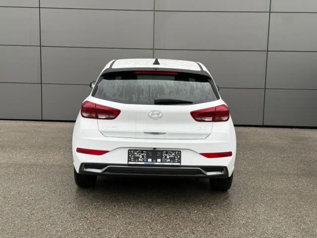 Hyundai i30 i30 - PD GO Plus 1.5 DPI