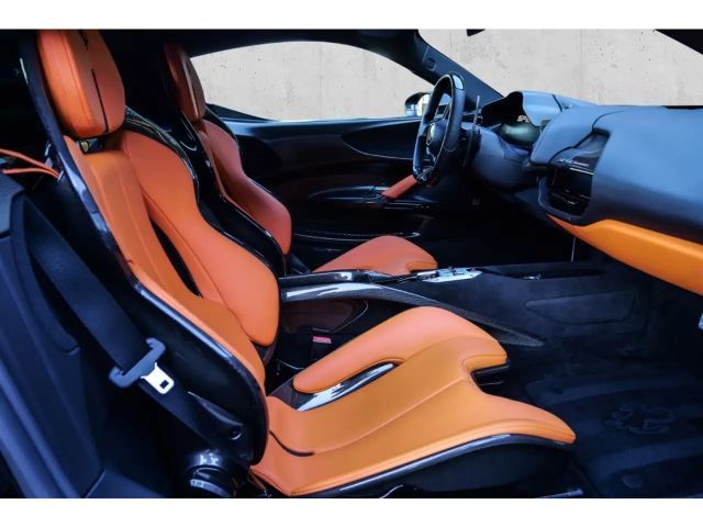 Ferrari SF90 Stradale